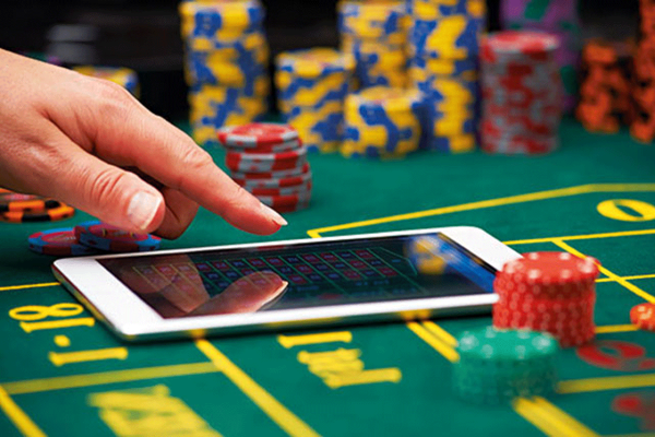 casino history and games